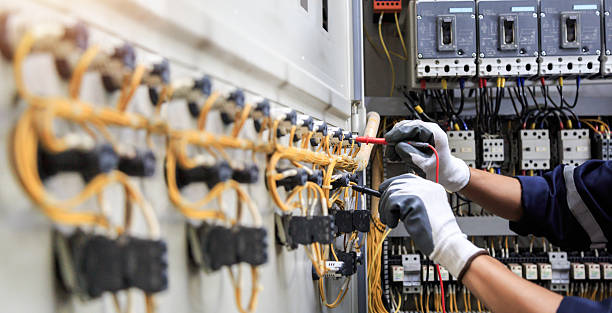 Professional Electrician technician working in Ramsey, MN
